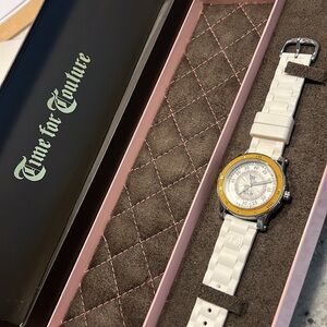 Juicy Couture 38 mm Womens Watch JC.29.3.14.0093.4. With box